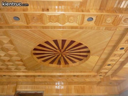 Các mẫu thiết kế trần gỗ cho phòng khách ấn tượng